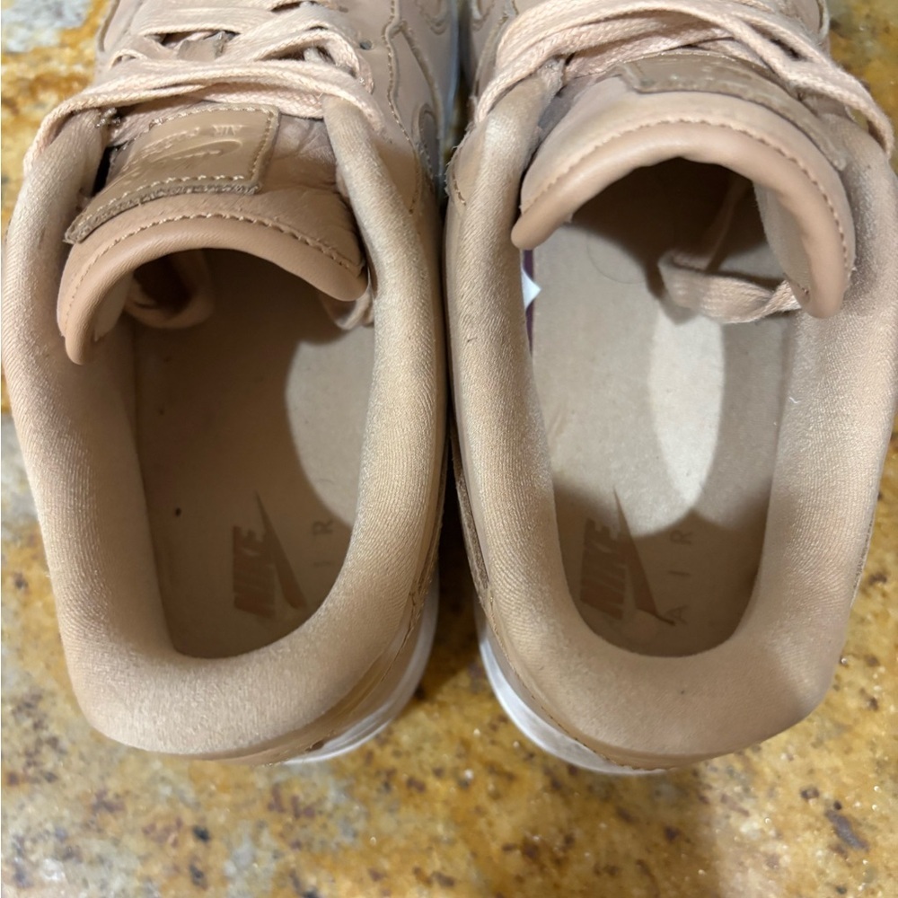Nike Air Force 1 size 9 - Picture 5 of 9
